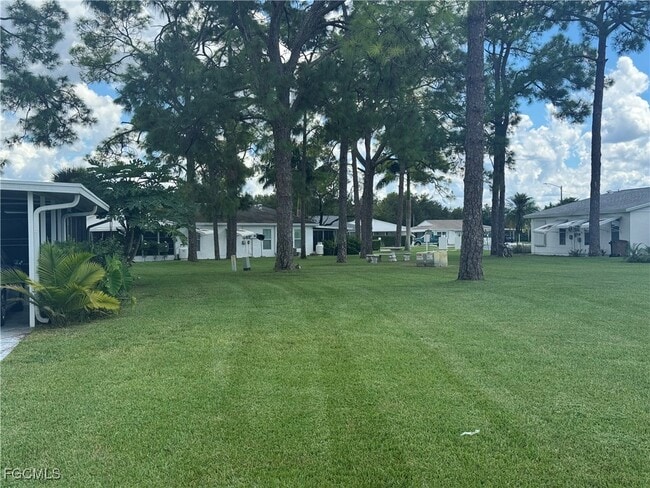 1 Aztec Lily Ln in Lehigh Acres, FL - Building Photo - Building Photo