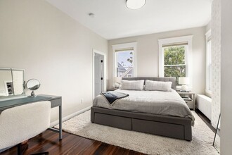 70 Lexington St-Unit -2 in Boston, MA - Foto de edificio - Building Photo