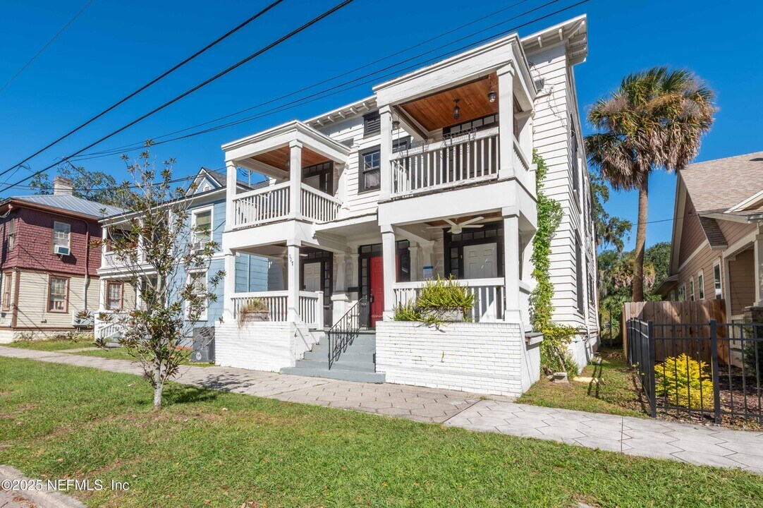 117 E 4th St in Jacksonville, FL - Building Photo