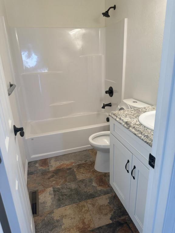 10367 Kings View Rd in Orchard City, CO - Building Photo - Building Photo