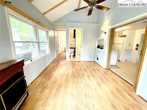 252 Trillium Rd in Newland, NC - Building Photo - Building Photo