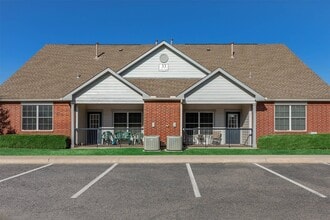 1600 W Clements St in Odessa, TX - Foto de edificio - Building Photo