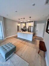 116 West Ave in Saratoga Springs, NY - Building Photo - Building Photo