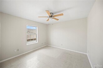 800 W Javelina Dr in Pharr, TX - Foto de edificio - Building Photo