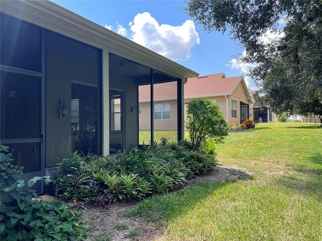 119 Falling Acorn Ave in Groveland, FL - Building Photo - Building Photo
