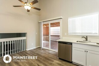 17976 E Bethany Dr in Aurora, CO - Building Photo - Building Photo