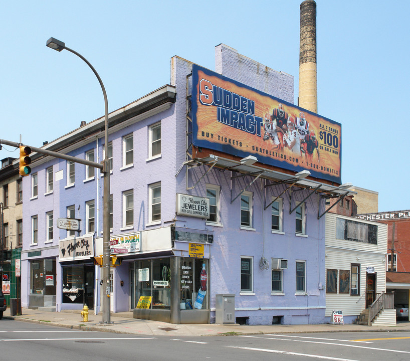 Teoronto Hall Smiths Block in Rochester, NY - Building Photo