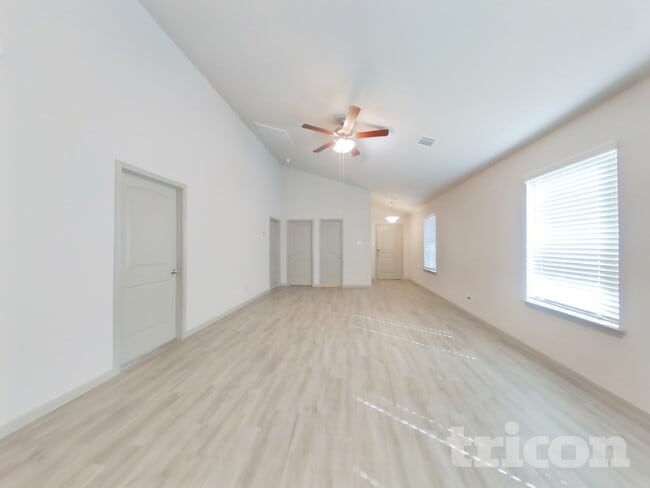 9845 Gln Brk Ln, Unit 456 in Magnolia, TX - Building Photo - Building Photo