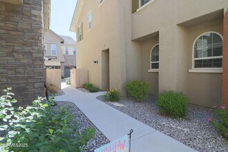 1860 Sea Horse Rd in Reno, NV - Building Photo - Building Photo