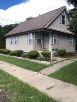 16811 Beech Daly in Redford Township, MI - Building Photo