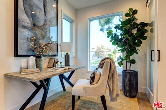 6018 1/2-6018 1/2 Comey Ave in Los Angeles, CA - Building Photo - Building Photo