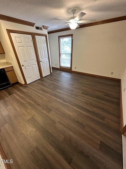 3537 Ivy Commons Dr, Unit 301 in Raleigh, NC - Building Photo