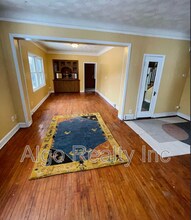 1345 Arkwright St N in St. Paul, MN - Building Photo - Building Photo