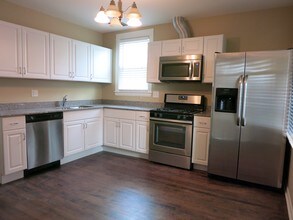 3457 N Springfield Ave-Unit -2 in Chicago, IL - Foto de edificio - Building Photo