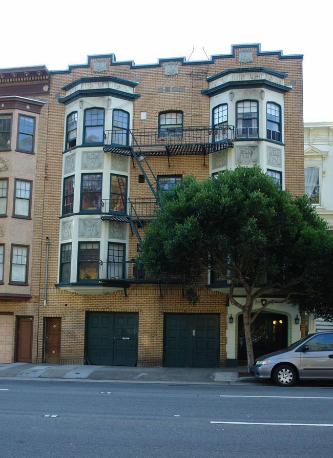 1565 Oak St in San Francisco, CA - Building Photo - Building Photo