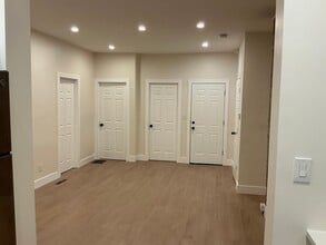 51 Tyler St in Troy, NY - Foto de edificio - Building Photo