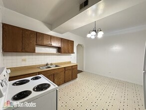 3147 W Medill Ave, Unit A01C in Chicago, IL - Building Photo - Building Photo