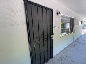 2254.5 Garnet Ave in San Diego, CA - Building Photo - Building Photo