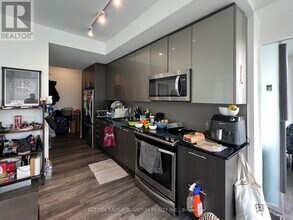 403-3403 Church St in Toronto, ON - Building Photo - Building Photo