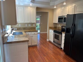 4173 Garibaldi Pl in Pleasanton, CA - Building Photo - Building Photo