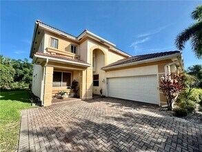 1760 Birdie Dr in Naples, FL - Building Photo - Building Photo