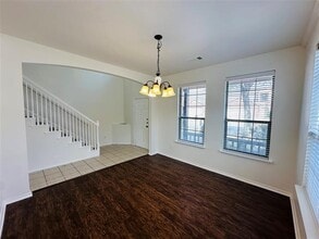 421 Sandy Creek Dr in Fort Worth, TX - Building Photo - Building Photo