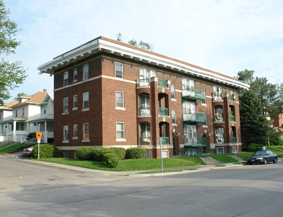 Meyer Apartments in Omaha, NE - Foto de edificio