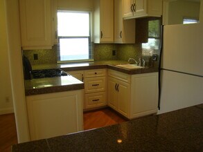 729 Junipero Ave in Pacific Grove, CA - Building Photo - Building Photo