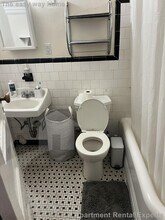 2 Ware St, Unit #111 in Cambridge, MA - Building Photo - Building Photo