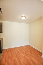 1775 W Highland Ave in Chicago, IL - Building Photo - Building Photo