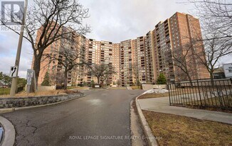 714 The West Mall in Toronto, ON - Building Photo