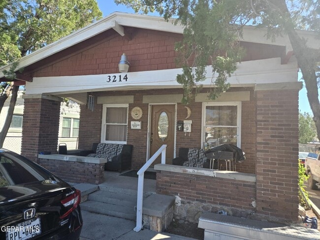 3214 Douglas Ave in El Paso, TX - Building Photo - Building Photo