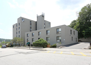 Sterling Towers Apartments in Derby, CT - Building Photo - Building Photo