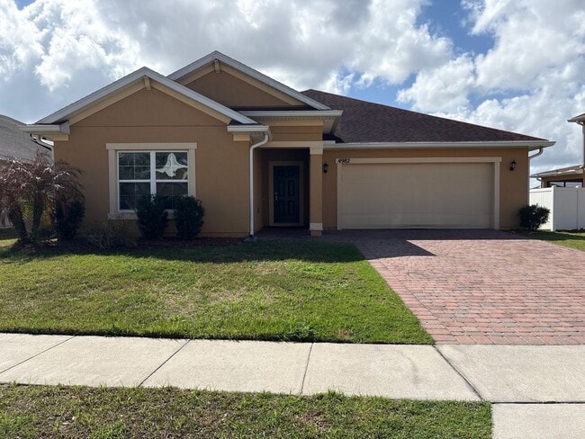 4982 London Creek Pl in Kissimmee, FL - Building Photo - Building Photo