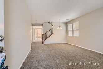 6645 Evening Grosbeak Pl in North Las Vegas, NV - Building Photo - Building Photo