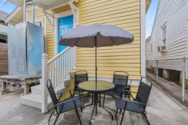 2312 Barracks St in New Orleans, LA - Building Photo - Building Photo