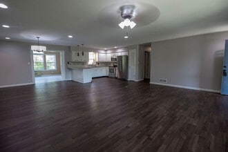 3021 W Rte K in Columbia, MO - Building Photo - Building Photo