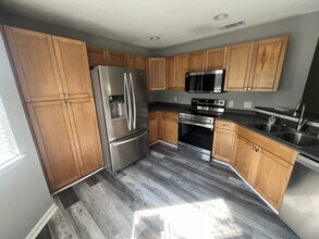5 Gumtree Rd in Hilton Head Island, SC - Building Photo - Building Photo