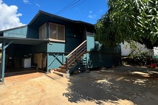 3260 Olu St in Honolulu, HI - Building Photo