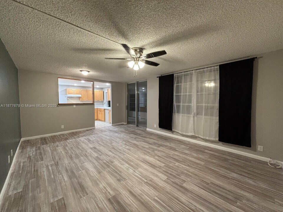 7875 Margate Blvd in Margate, FL - Building Photo