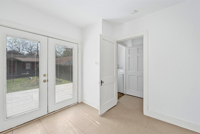 property at 128 E 23rd St