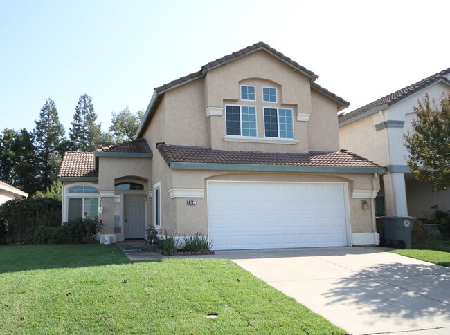 property at 8727 Summer Pointe Dr