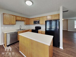 4520 Woodland Ct in Indianapolis, IN - Building Photo - Building Photo