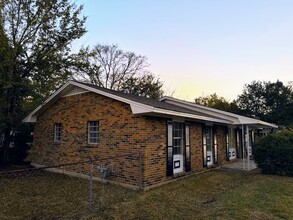 510 Oakbrook Ct in Montgomery, AL - Building Photo - Building Photo