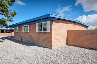 7261 S Teri Pl in Tucson, AZ - Building Photo - Building Photo