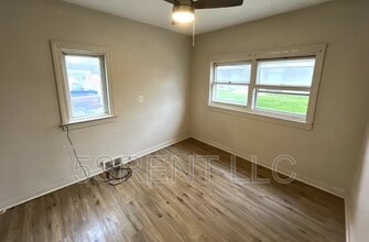 85 W 2nd St in Xenia, OH - Foto de edificio - Building Photo