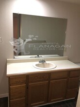 3057 W Queens Cir in Merced, CA - Building Photo - Building Photo