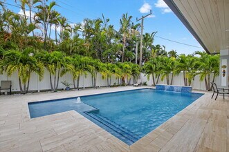 711 NE 6th St in Boca Raton, FL - Building Photo - Building Photo