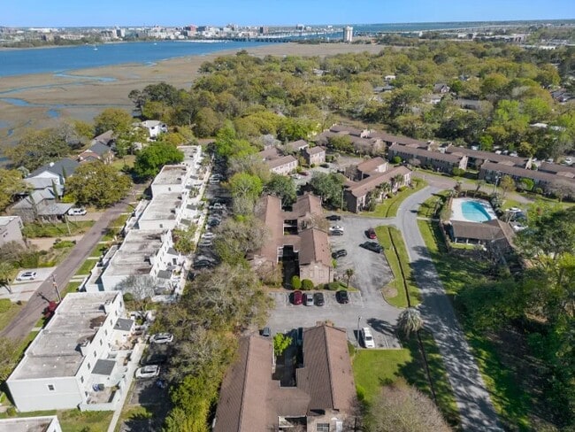 640 Cornell St in Charleston, SC - Building Photo - Building Photo