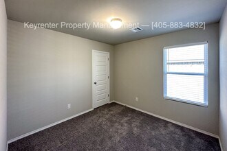 11713 NW 95th St in Yukon, OK - Building Photo - Building Photo